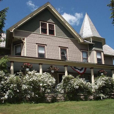 Margaretville Mountain Inn B&B Exteriör bild