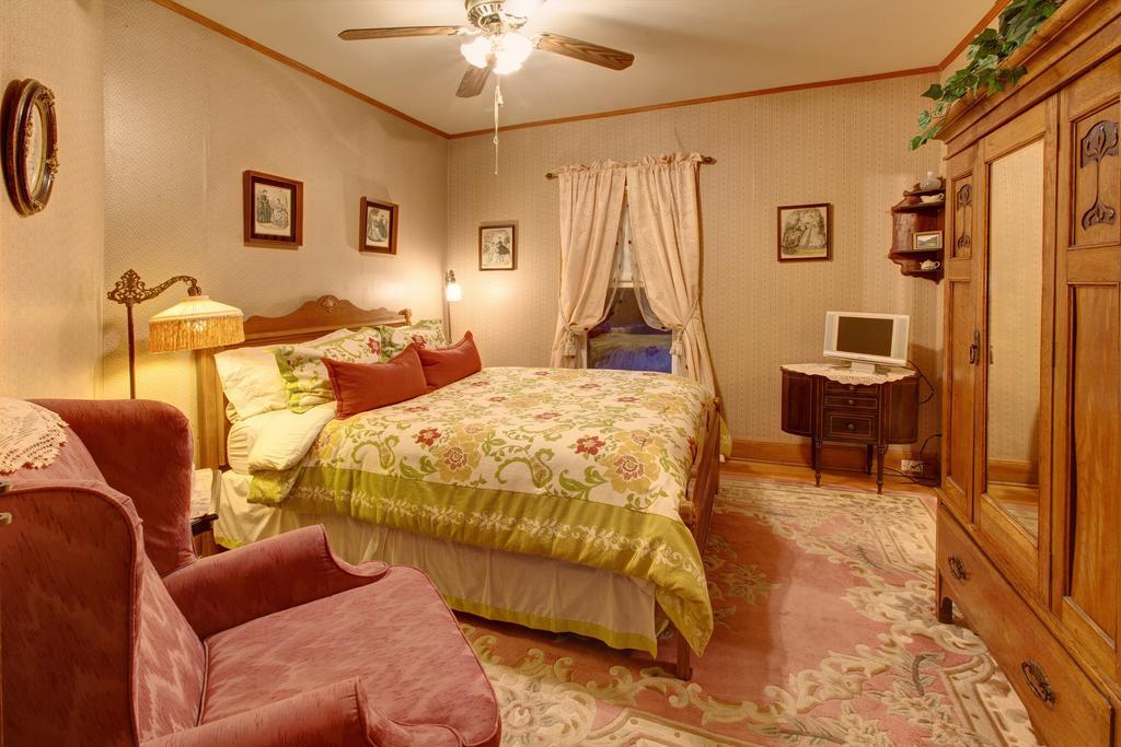 Margaretville Mountain Inn B&B Exteriör bild